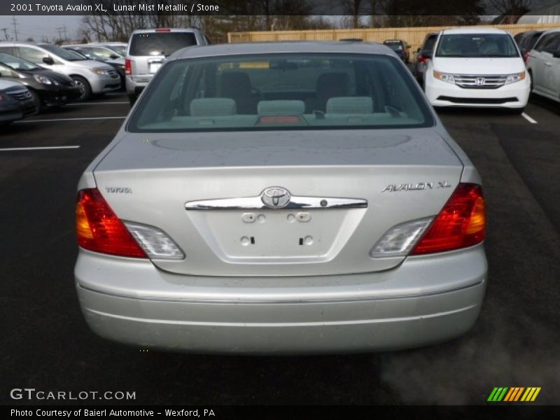 Lunar Mist Metallic / Stone 2001 Toyota Avalon XL