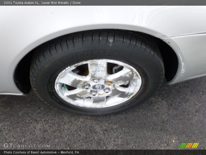 Lunar Mist Metallic / Stone 2001 Toyota Avalon XL