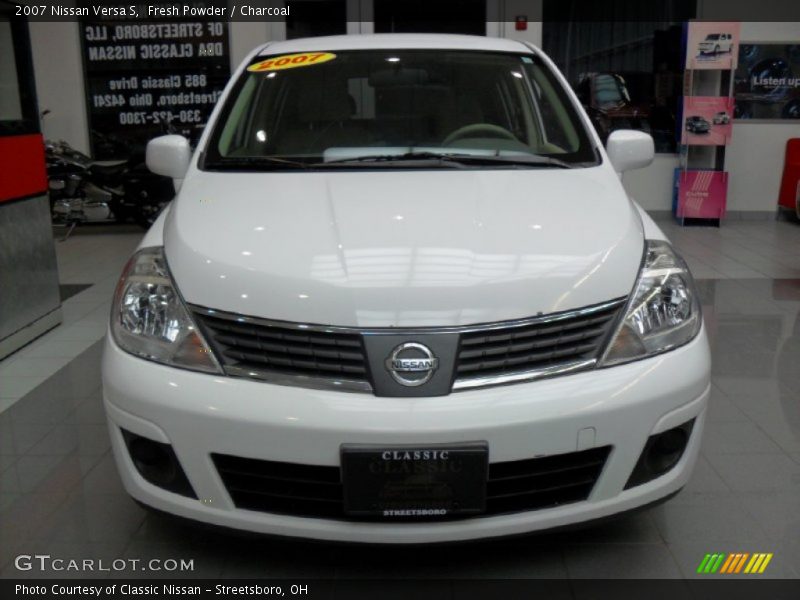 Fresh Powder / Charcoal 2007 Nissan Versa S