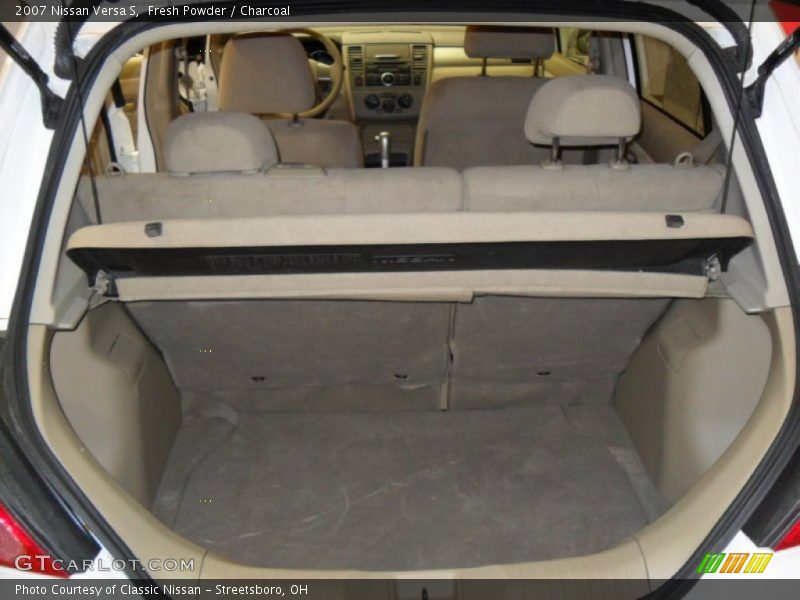Fresh Powder / Charcoal 2007 Nissan Versa S