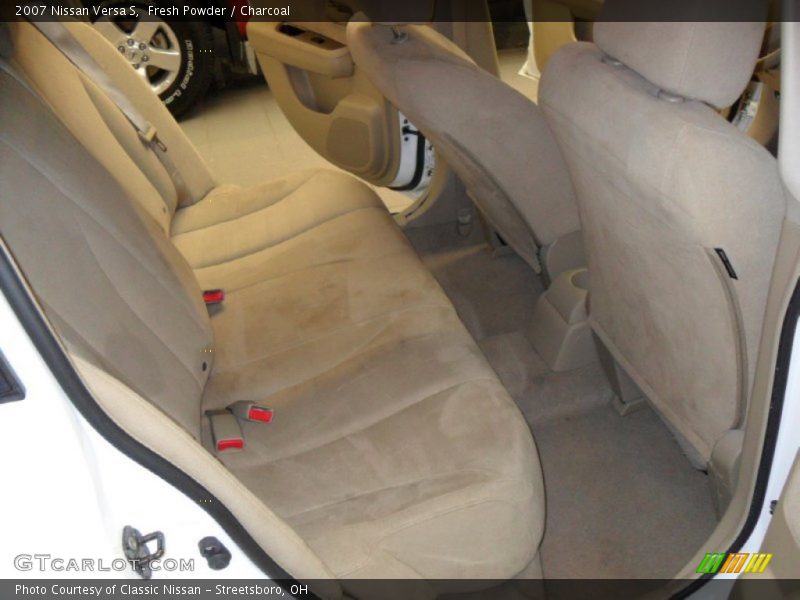 Fresh Powder / Charcoal 2007 Nissan Versa S