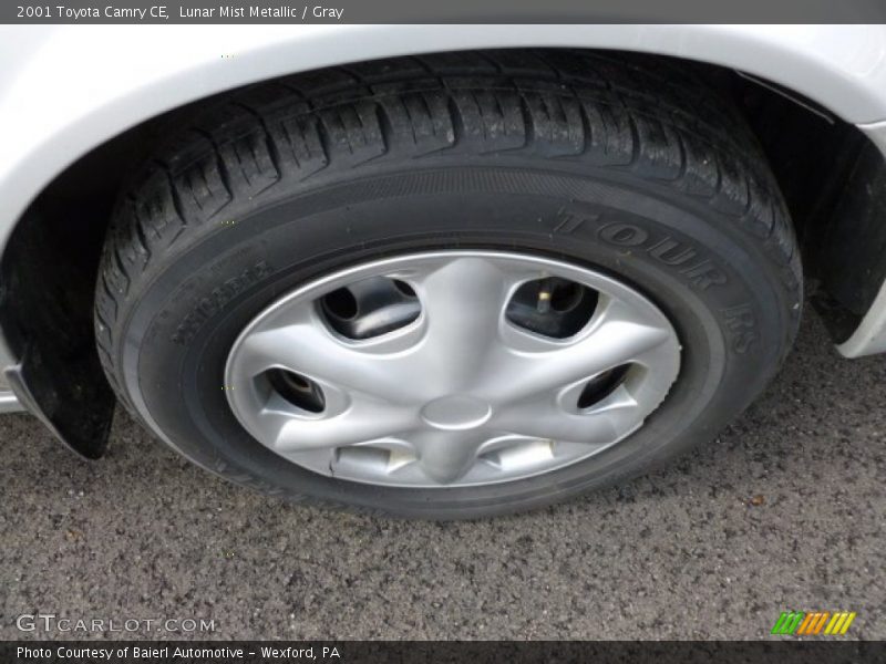 Lunar Mist Metallic / Gray 2001 Toyota Camry CE