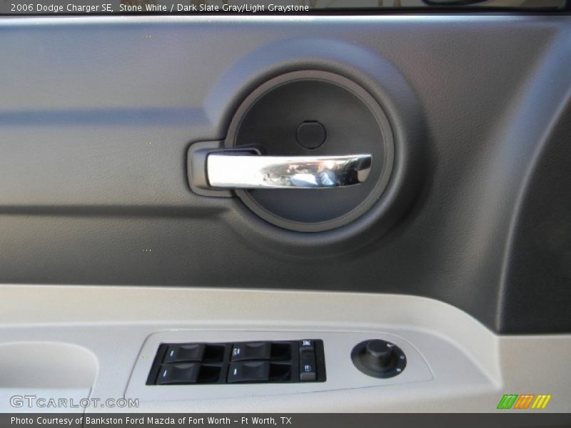 Stone White / Dark Slate Gray/Light Graystone 2006 Dodge Charger SE
