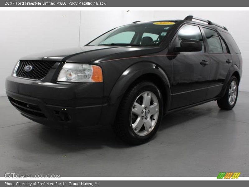 Alloy Metallic / Black 2007 Ford Freestyle Limited AWD