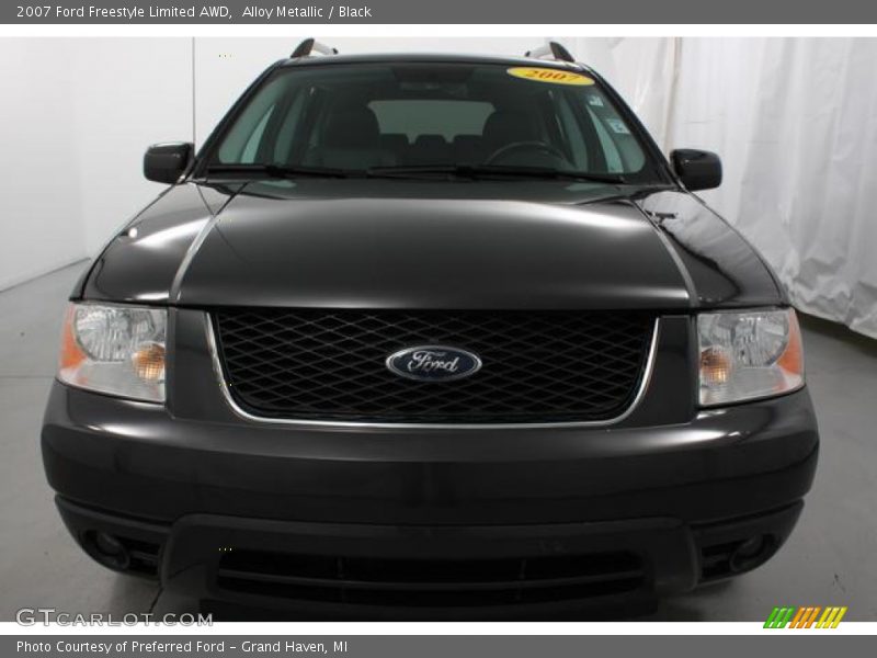 Alloy Metallic / Black 2007 Ford Freestyle Limited AWD