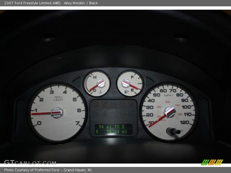 Alloy Metallic / Black 2007 Ford Freestyle Limited AWD