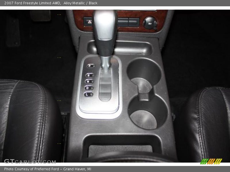 Alloy Metallic / Black 2007 Ford Freestyle Limited AWD