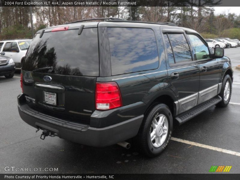 Aspen Green Metallic / Medium Parchment 2004 Ford Expedition XLT 4x4