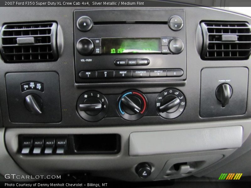 Controls of 2007 F350 Super Duty XL Crew Cab 4x4