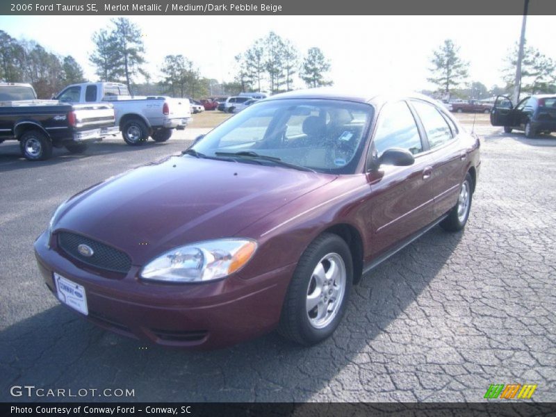 Merlot Metallic / Medium/Dark Pebble Beige 2006 Ford Taurus SE