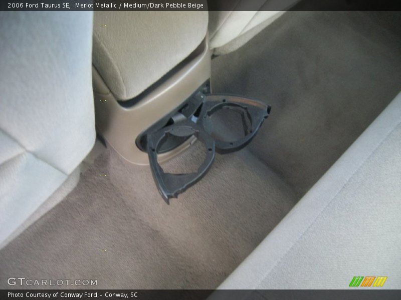 Merlot Metallic / Medium/Dark Pebble Beige 2006 Ford Taurus SE