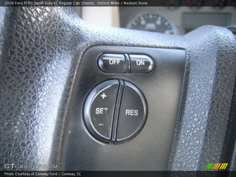 Oxford White / Medium Stone 2008 Ford F550 Super Duty XL Regular Cab Chassis