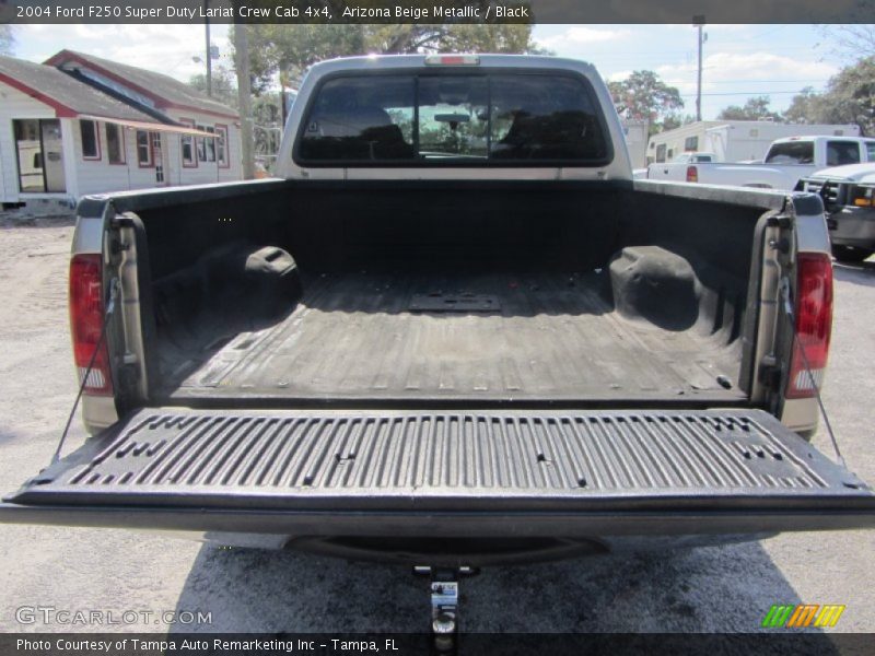 Arizona Beige Metallic / Black 2004 Ford F250 Super Duty Lariat Crew Cab 4x4