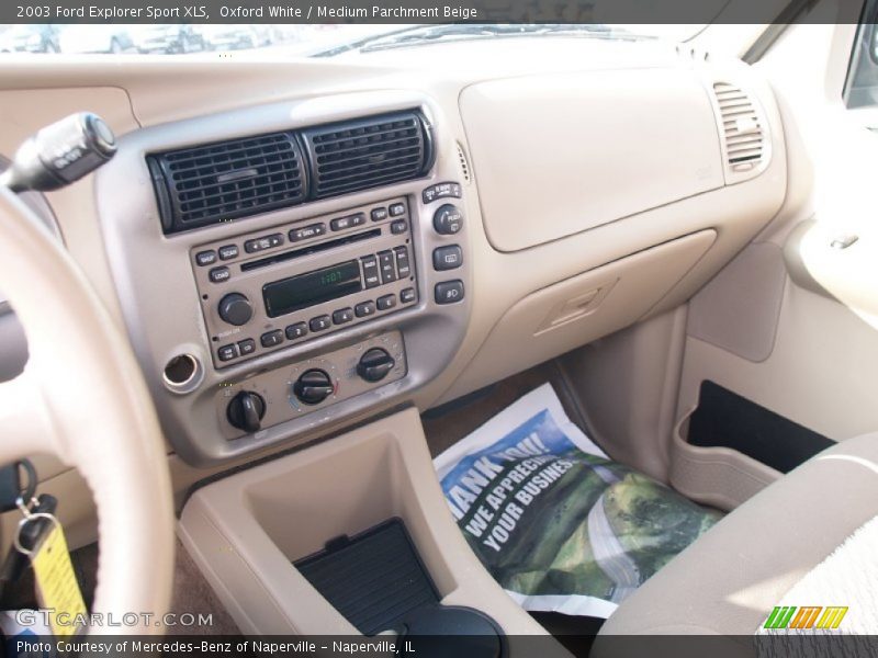 Oxford White / Medium Parchment Beige 2003 Ford Explorer Sport XLS