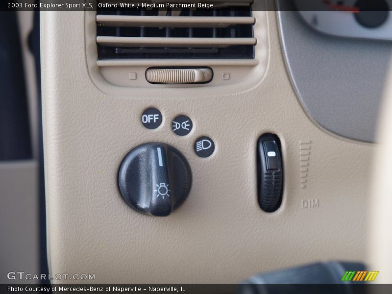 Oxford White / Medium Parchment Beige 2003 Ford Explorer Sport XLS