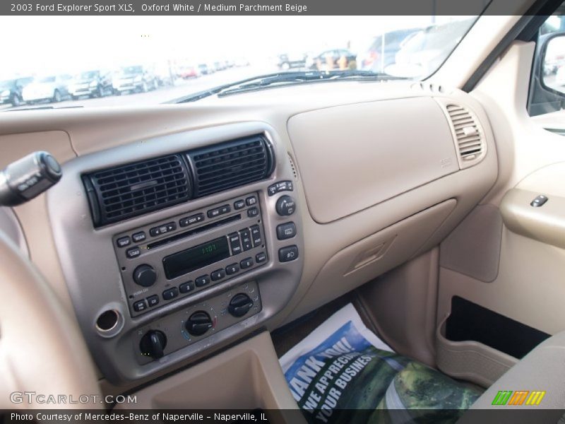 Oxford White / Medium Parchment Beige 2003 Ford Explorer Sport XLS