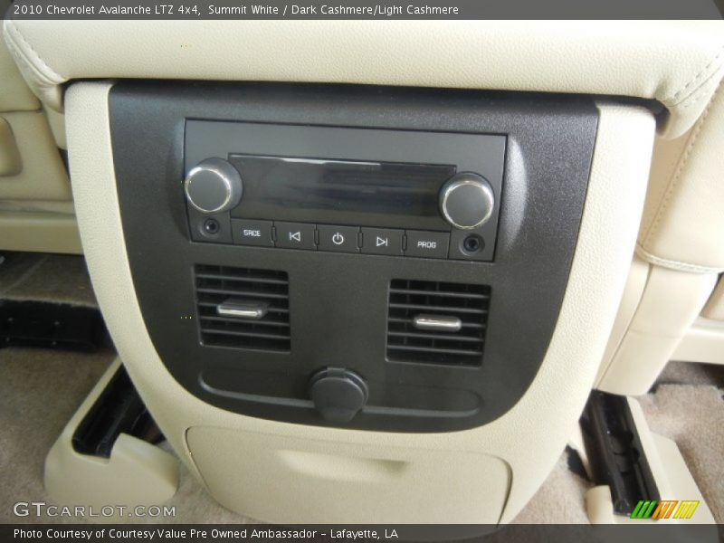 Summit White / Dark Cashmere/Light Cashmere 2010 Chevrolet Avalanche LTZ 4x4