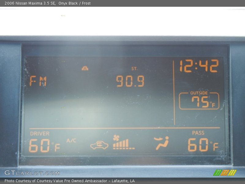 Onyx Black / Frost 2006 Nissan Maxima 3.5 SE