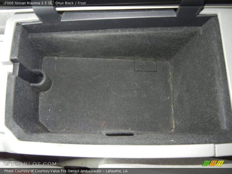 Onyx Black / Frost 2006 Nissan Maxima 3.5 SE