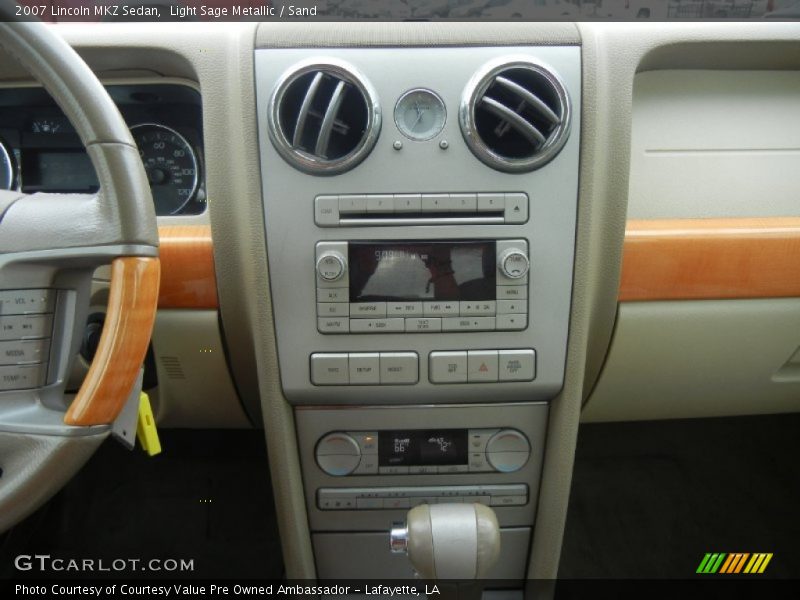 Light Sage Metallic / Sand 2007 Lincoln MKZ Sedan