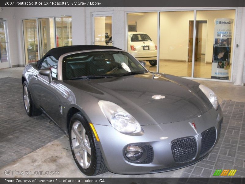 Front 3/4 View of 2007 Solstice GXP Roadster