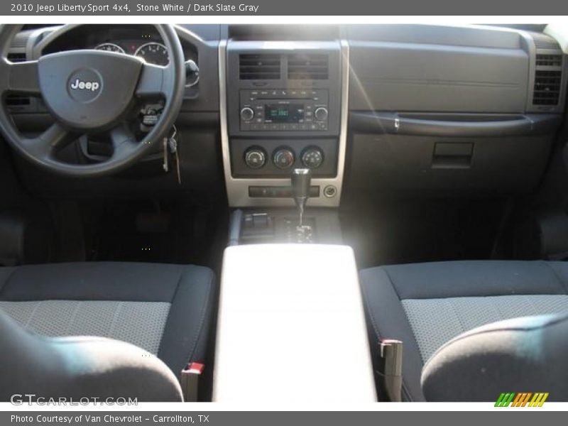 Stone White / Dark Slate Gray 2010 Jeep Liberty Sport 4x4