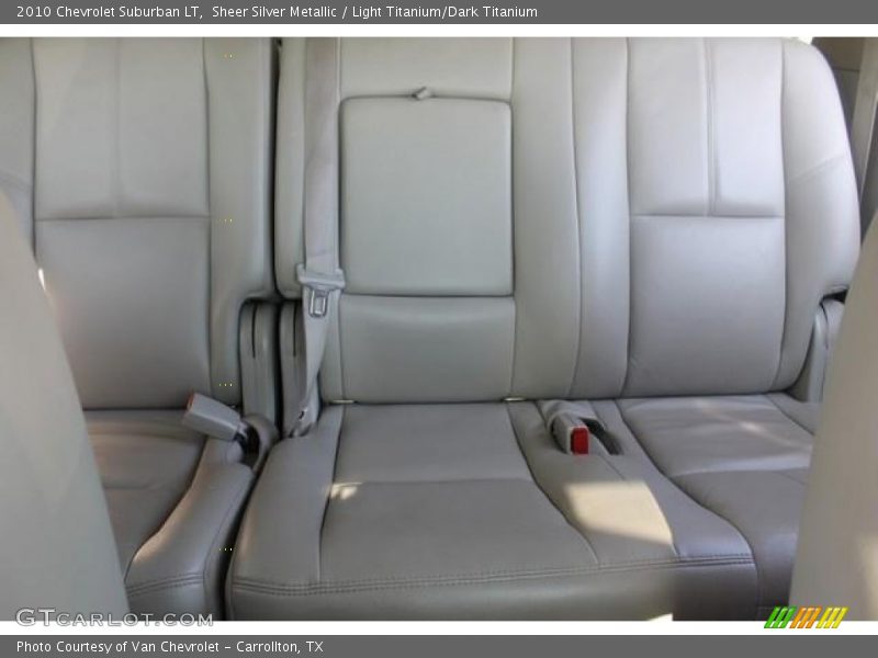 Sheer Silver Metallic / Light Titanium/Dark Titanium 2010 Chevrolet Suburban LT
