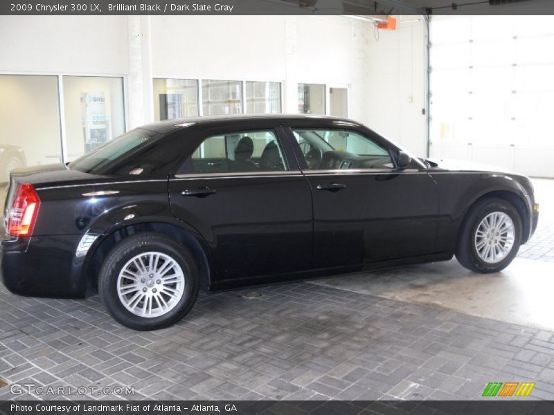 Brilliant Black / Dark Slate Gray 2009 Chrysler 300 LX