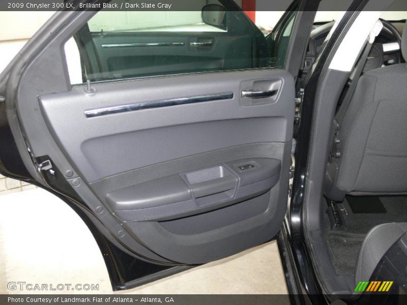 Brilliant Black / Dark Slate Gray 2009 Chrysler 300 LX