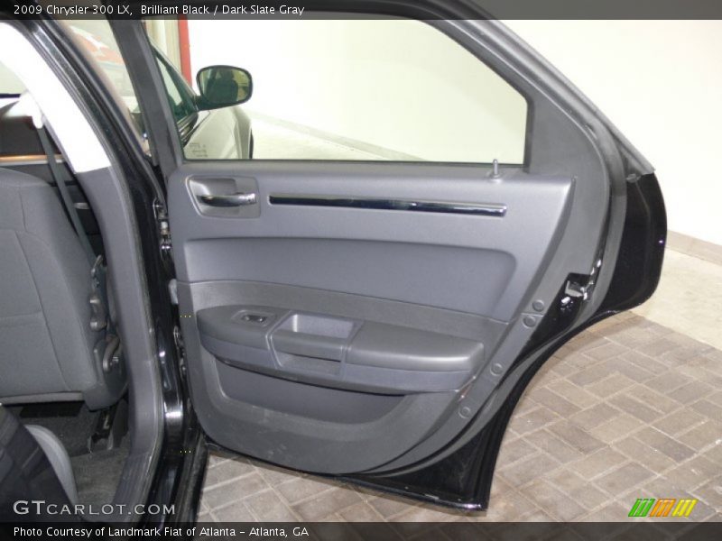 Brilliant Black / Dark Slate Gray 2009 Chrysler 300 LX