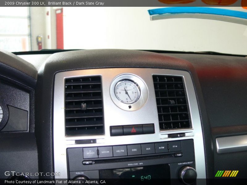Brilliant Black / Dark Slate Gray 2009 Chrysler 300 LX