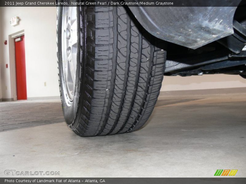 Natural Green Pearl / Dark Graystone/Medium Graystone 2011 Jeep Grand Cherokee Laredo