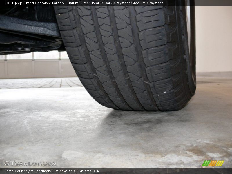 Natural Green Pearl / Dark Graystone/Medium Graystone 2011 Jeep Grand Cherokee Laredo