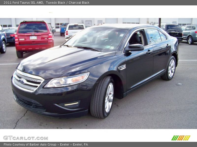 Tuxedo Black / Charcoal Black 2011 Ford Taurus SEL AWD