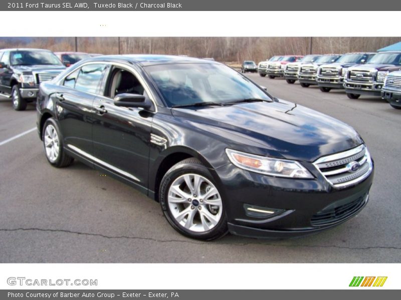Tuxedo Black / Charcoal Black 2011 Ford Taurus SEL AWD