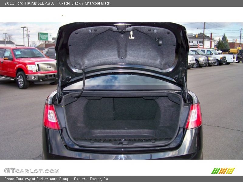 Tuxedo Black / Charcoal Black 2011 Ford Taurus SEL AWD