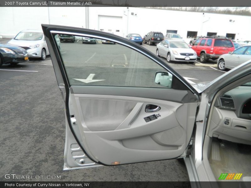 Titanium Metallic / Ash 2007 Toyota Camry LE