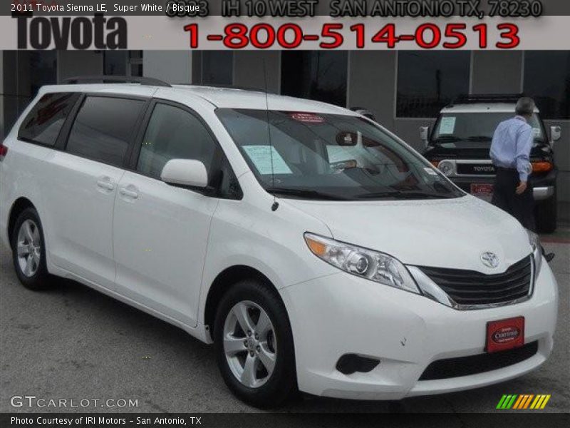 Super White / Bisque 2011 Toyota Sienna LE