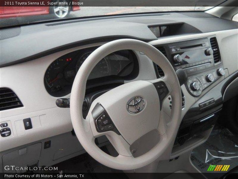 Super White / Bisque 2011 Toyota Sienna LE