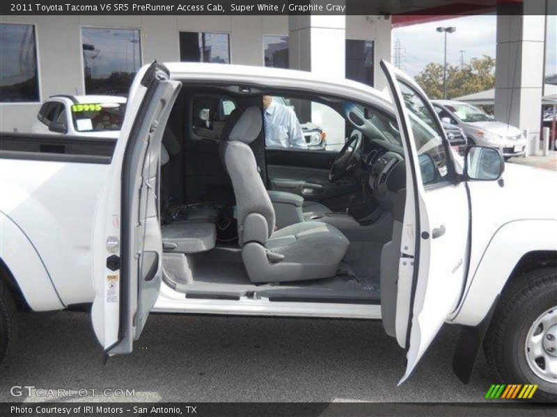 Super White / Graphite Gray 2011 Toyota Tacoma V6 SR5 PreRunner Access Cab