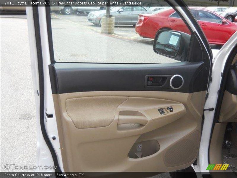 Super White / Sand Beige 2011 Toyota Tacoma V6 SR5 PreRunner Access Cab