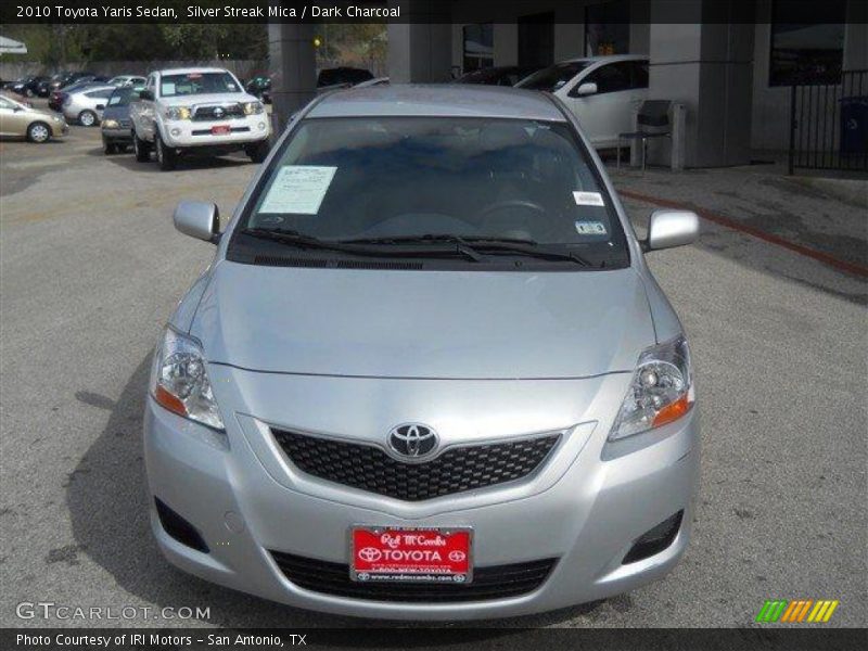 Silver Streak Mica / Dark Charcoal 2010 Toyota Yaris Sedan