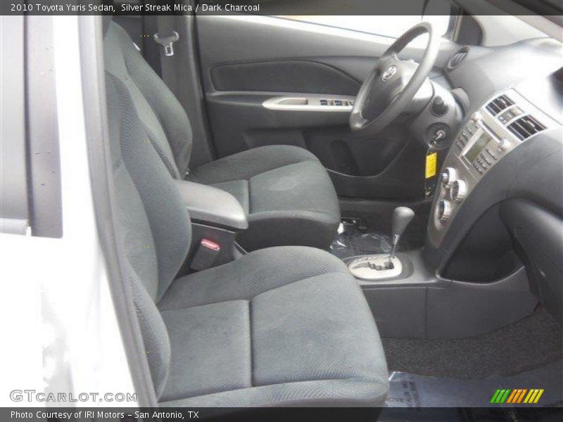 Silver Streak Mica / Dark Charcoal 2010 Toyota Yaris Sedan