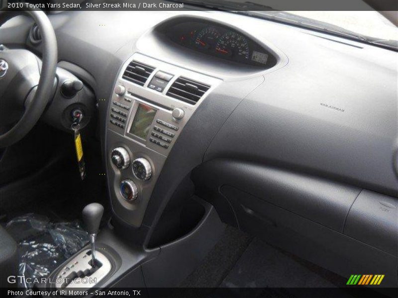 Silver Streak Mica / Dark Charcoal 2010 Toyota Yaris Sedan