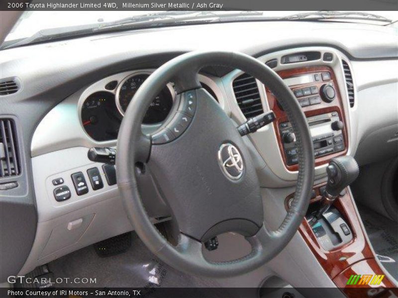 Millenium Silver Metallic / Ash Gray 2006 Toyota Highlander Limited 4WD