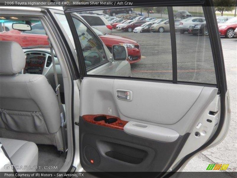 Millenium Silver Metallic / Ash Gray 2006 Toyota Highlander Limited 4WD