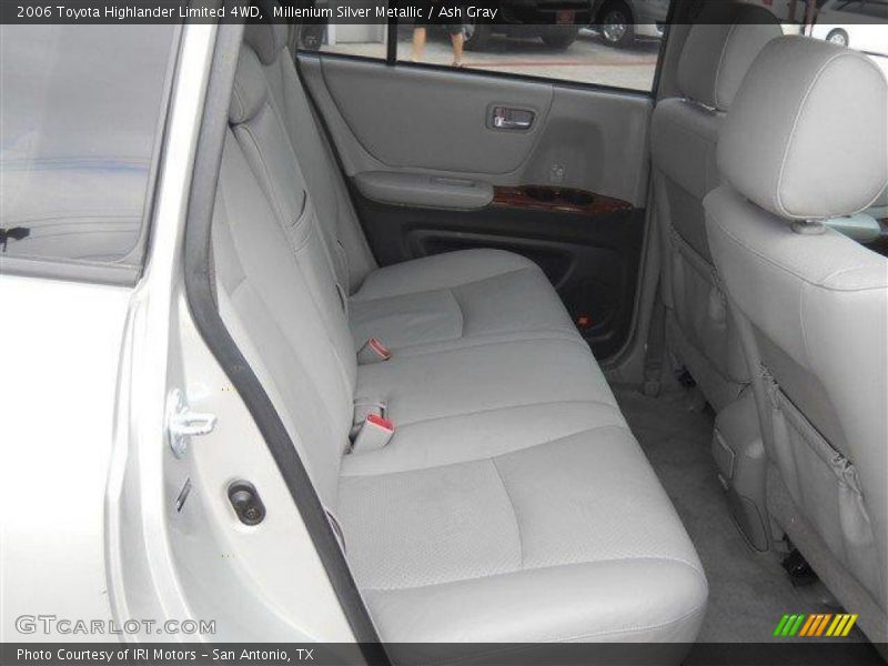 Millenium Silver Metallic / Ash Gray 2006 Toyota Highlander Limited 4WD