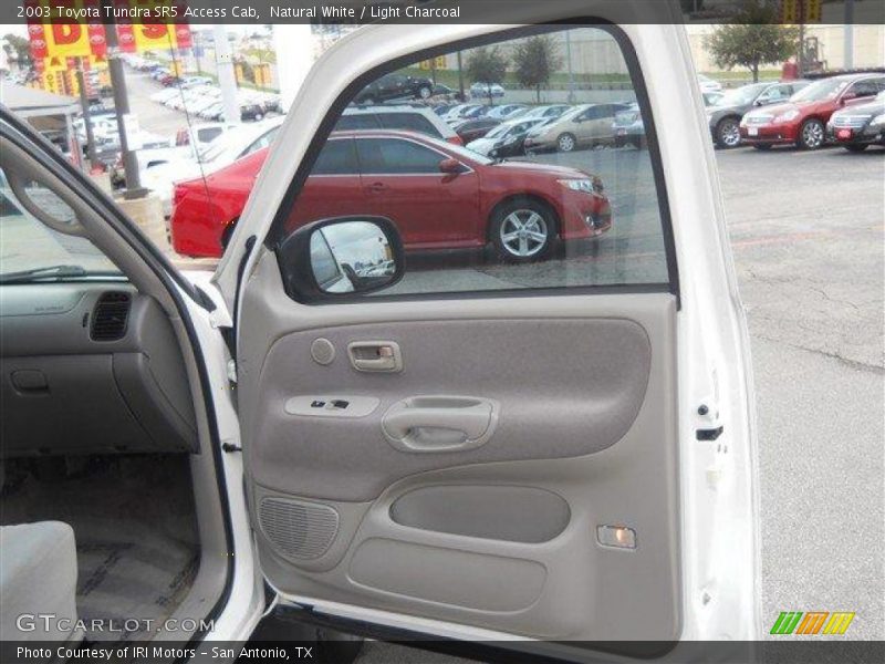 Natural White / Light Charcoal 2003 Toyota Tundra SR5 Access Cab