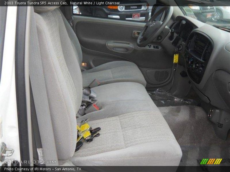 Natural White / Light Charcoal 2003 Toyota Tundra SR5 Access Cab
