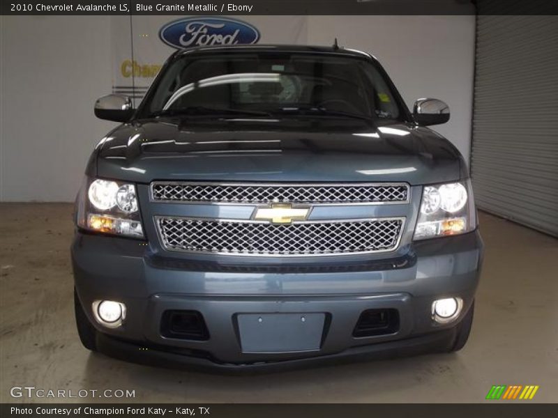 Blue Granite Metallic / Ebony 2010 Chevrolet Avalanche LS